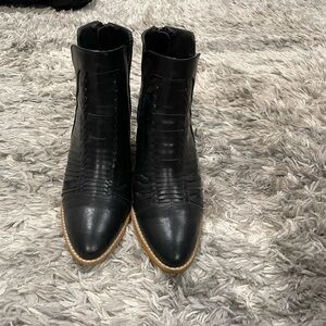 BEAST FASHION Black Ankle Booties